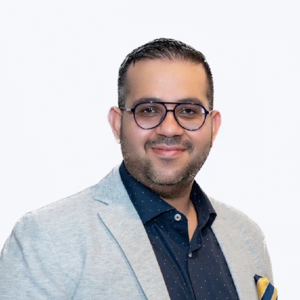 Headshot of Ursan Sachdeva